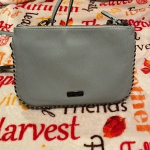 Beautiful Jessica Simpson crossbody